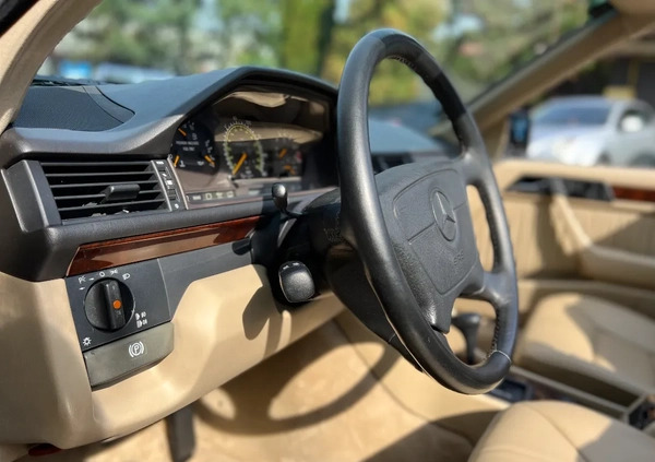 Mercedes-Benz Klasa E cena 109000 przebieg: 120000, rok produkcji 1995 z Łódź małe 172